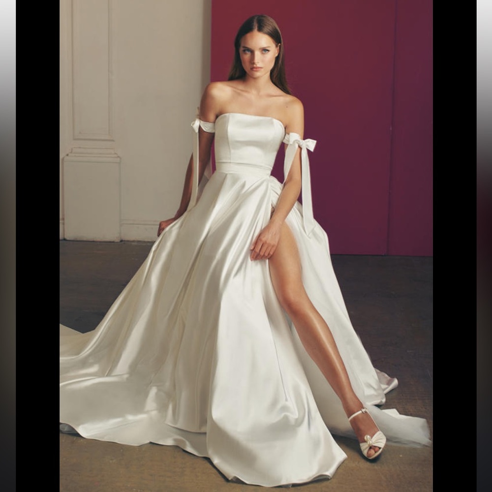 Galia Lahav VIV Wedding Dress